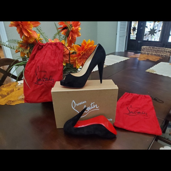 CHRISTIAN LOUBOUTIN - Picture 8 of 9